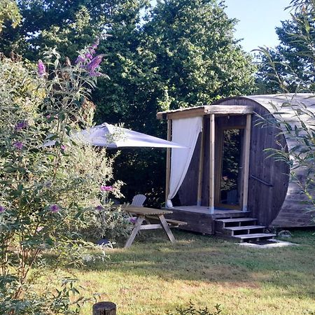 " Village Tonneaux De Tirpoil " Montilliers Экстерьер фото