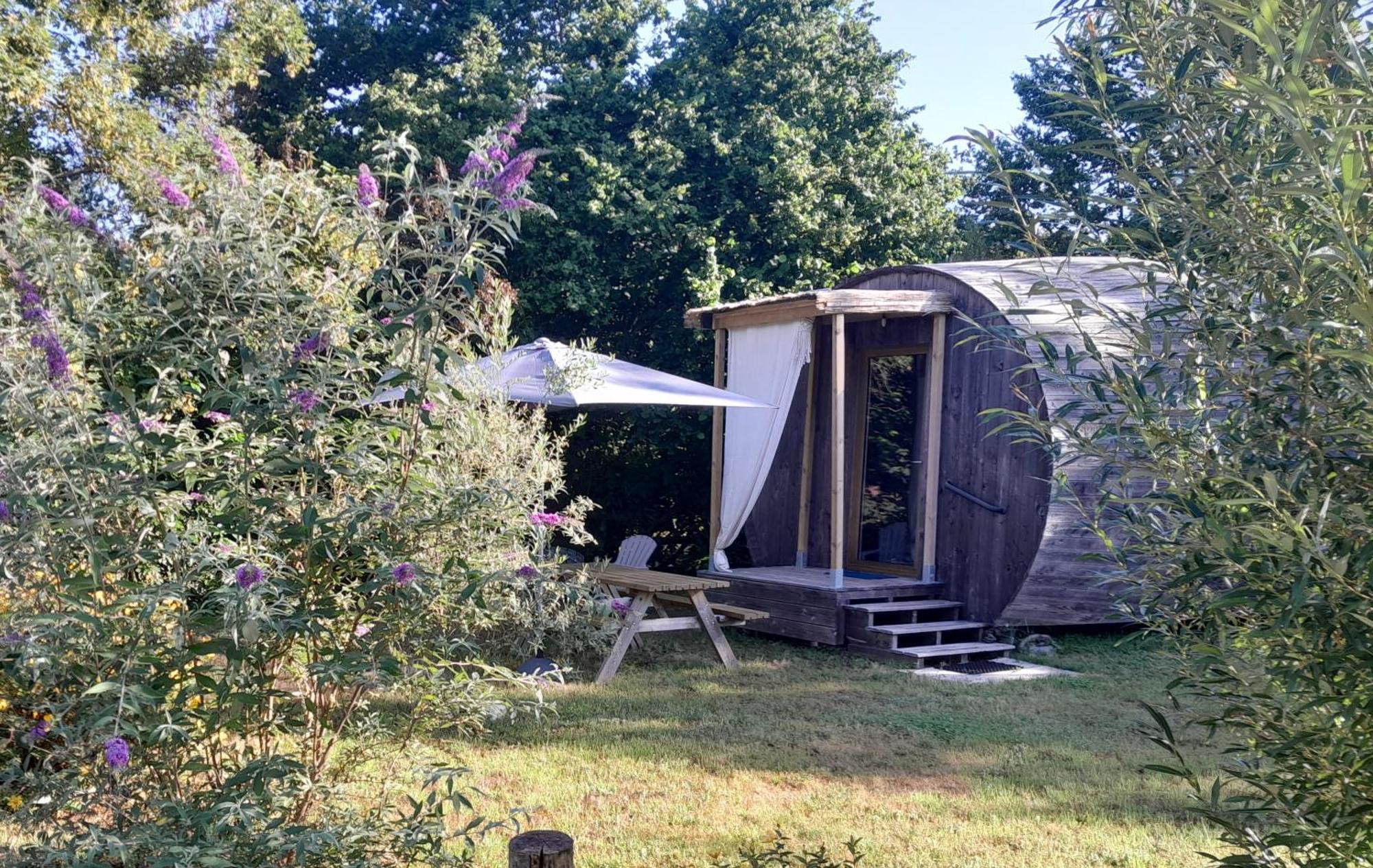 " Village Tonneaux De Tirpoil " Montilliers Экстерьер фото